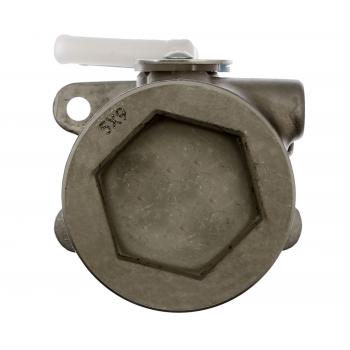 2018 Isuzu NPR Brake Master Cylinder Raybestos MC391472 image 2 of 3