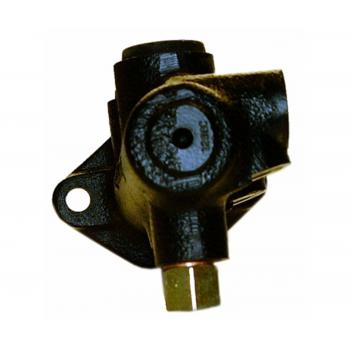 1971 BMW 2002tii Brake Master Cylinder Raybestos MC39182 image 4 of 4
