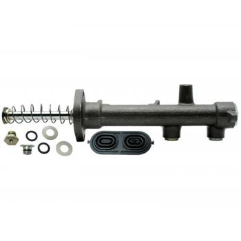 1976 Ford F-500 Brake Master Cylinder Raybestos MC39431 image 2 of 4