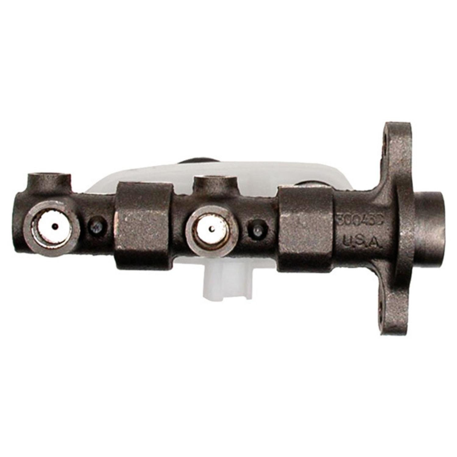 Raybestos MC39443 - Brake Master Cylinder Raybestos MC39443 Brake Master Cylinder product image 1 of 6