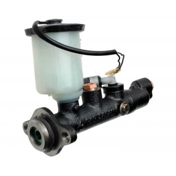 1983 Toyota Corolla Brake Master Cylinder Raybestos MC39458 image 1 of 4