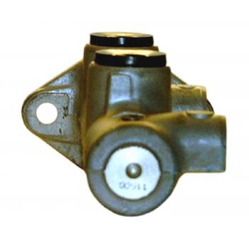 1988 BMW M6 Brake Master Cylinder Raybestos MC39663 image 4 of 4