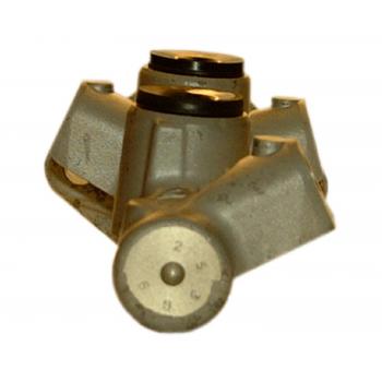 1988 Porsche 924 Brake Master Cylinder Raybestos MC39671 image 4 of 4