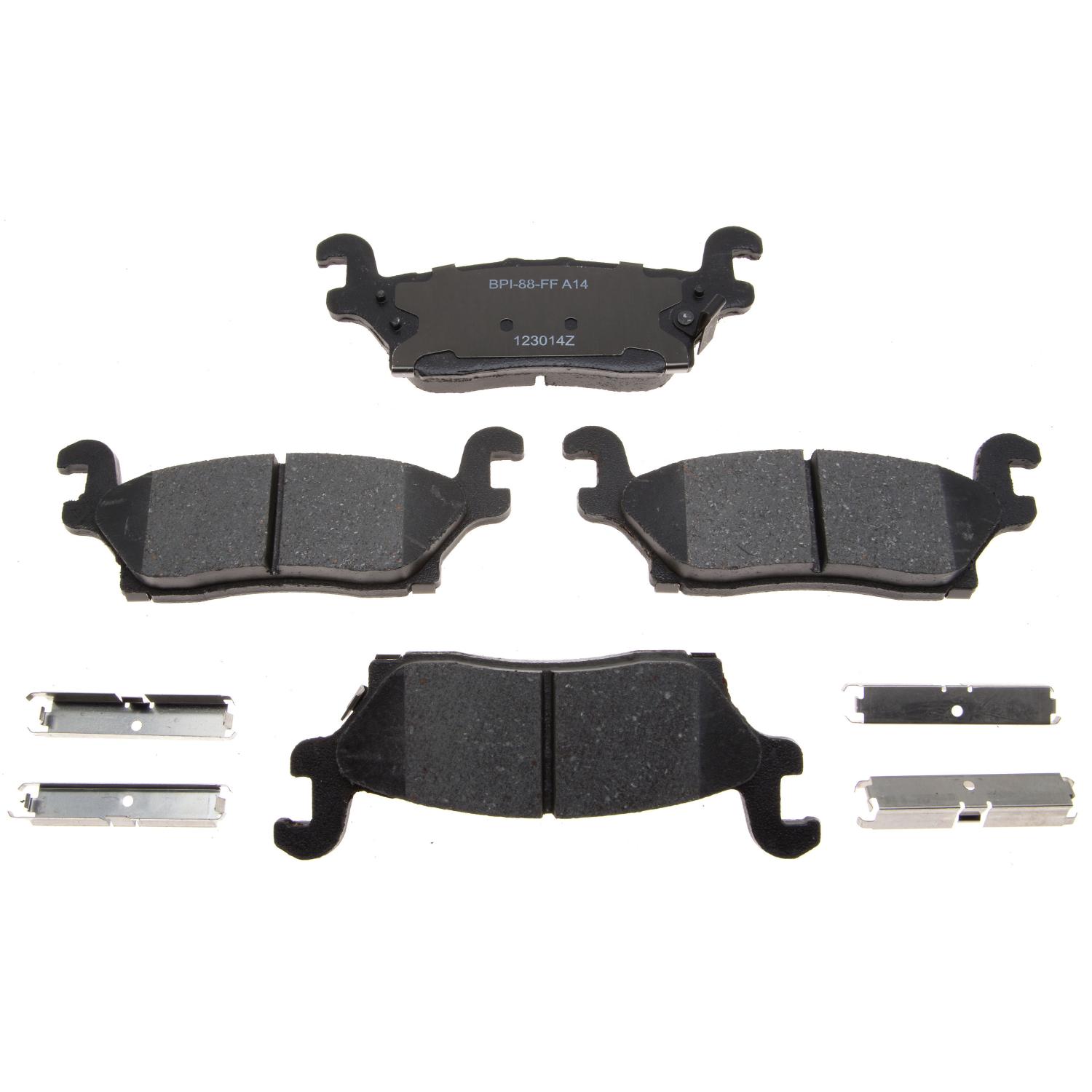 Raybestos MGD1120CH - Disc Brake Pad Raybestos MGD1120CH Disc Brake Pad product image 1 of 1