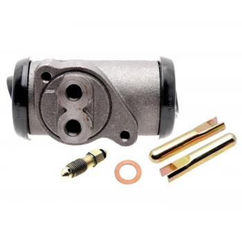 1956 International CO180 Drum Brake Wheel Cylinder Rear Lower Raybestos WC19107 image 3 of 3
