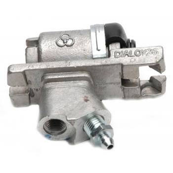 1956 Metropolitan Series B Drum Brake Wheel Cylinder Rear Raybestos WC37390 image 1 of 2