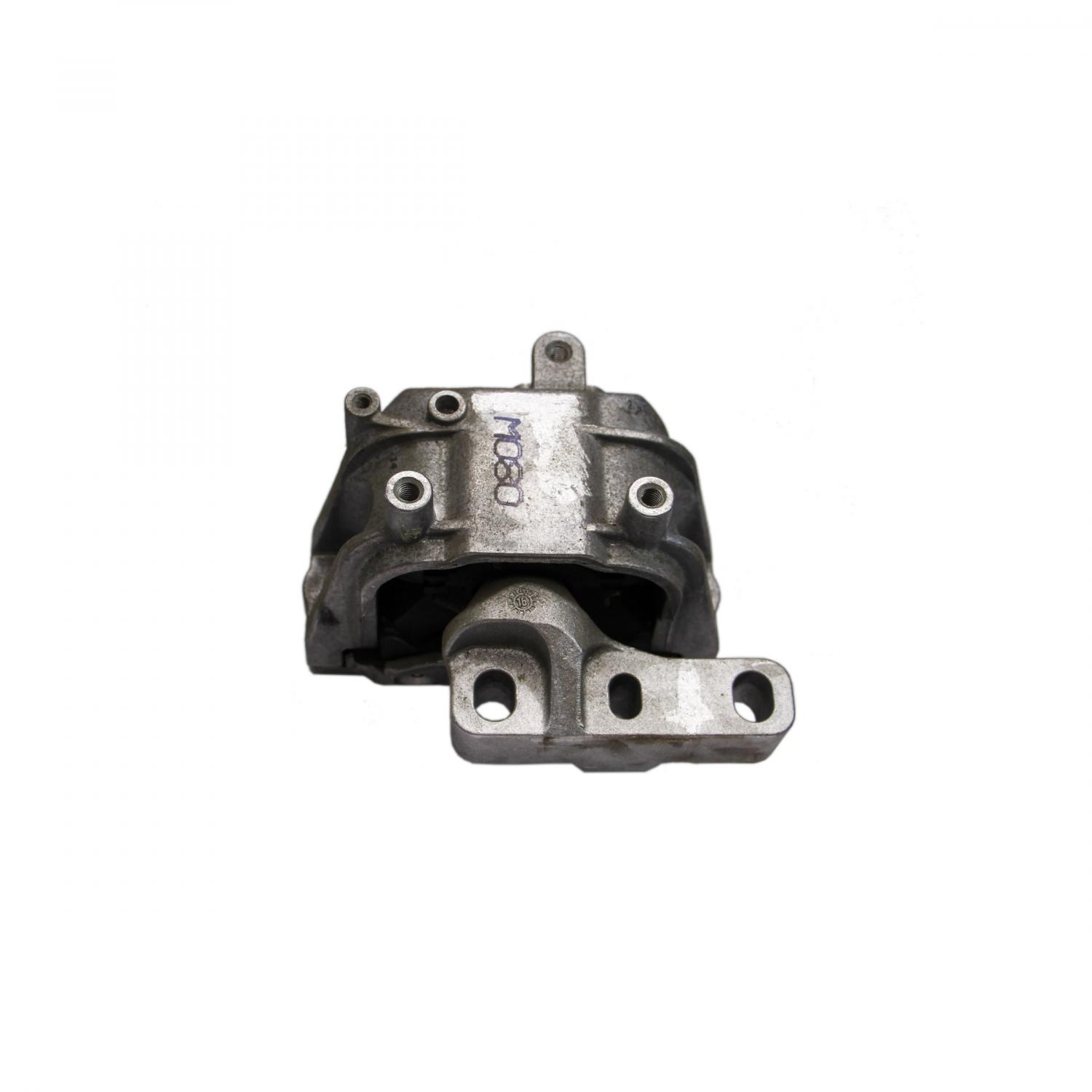 Rein Automotive AVE0387P - Engine Mount Rein Automotive AVE0387P Engine Mount product image 1 of 6