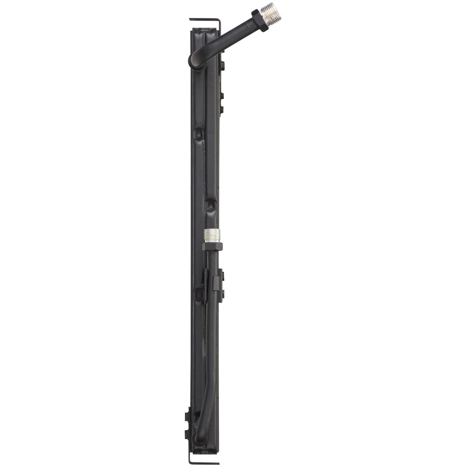 Spectra Premium 73647 - A/C Condenser Spectra Premium 73647 A/C Condenser product image 2 of 4