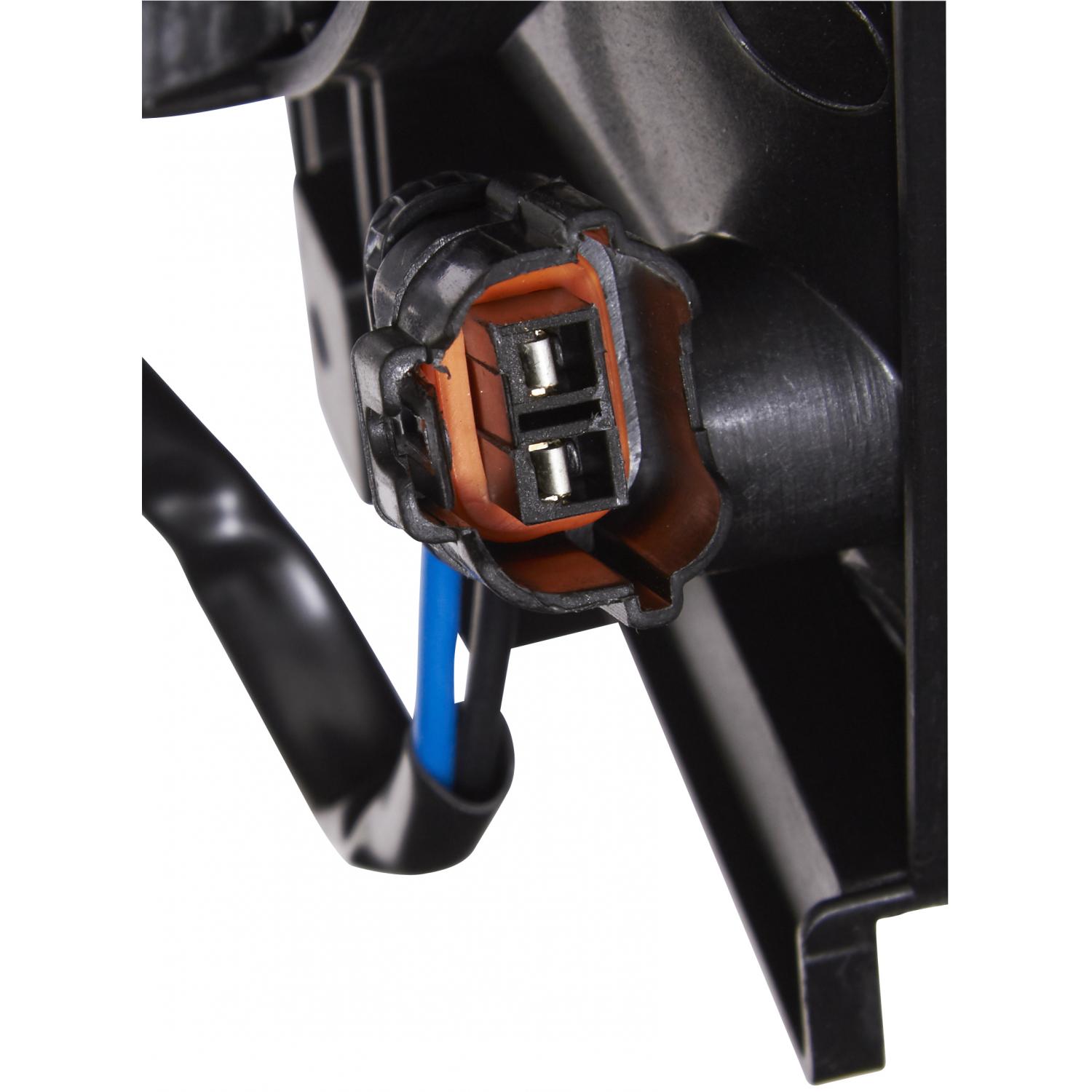 Spectra Premium CF14016 - A/C Condenser Fan Assembly Spectra Premium CF14016 A/C Condenser Fan Assembly product image 2 of 4
