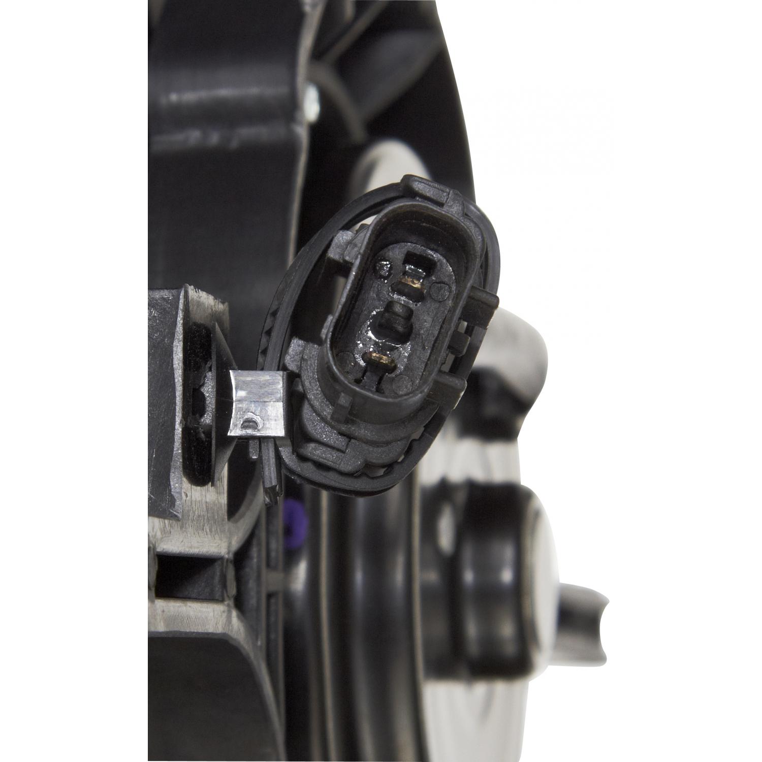 Spectra Premium CF16011 - Engine Cooling Fan Assembly Spectra Premium CF16011 Engine Cooling Fan Assembly product image 2 of 4