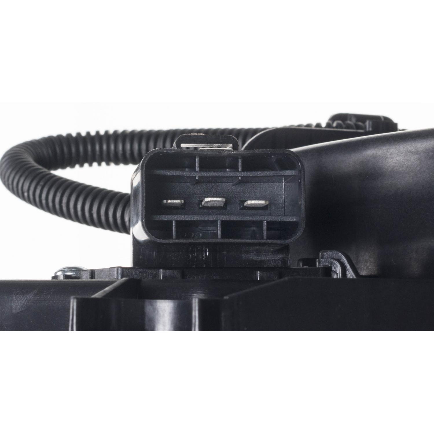 Spectra Premium CF16087 - Engine Cooling Fan Assembly Spectra Premium CF16087 Engine Cooling Fan Assembly product image 2 of 5