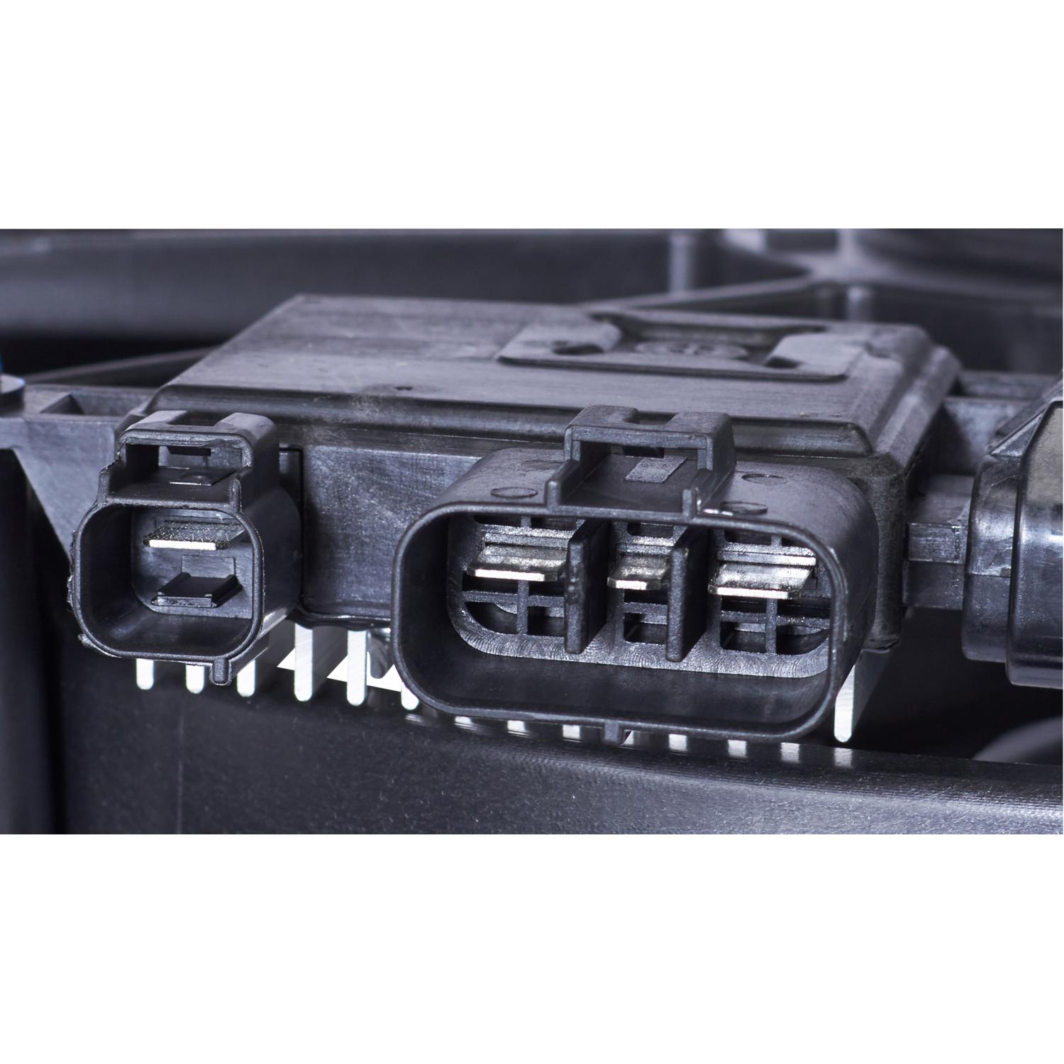 Spectra Premium CF16096 - Engine Cooling Fan Assembly Spectra Premium CF16096 Engine Cooling Fan Assembly product image 2 of 4