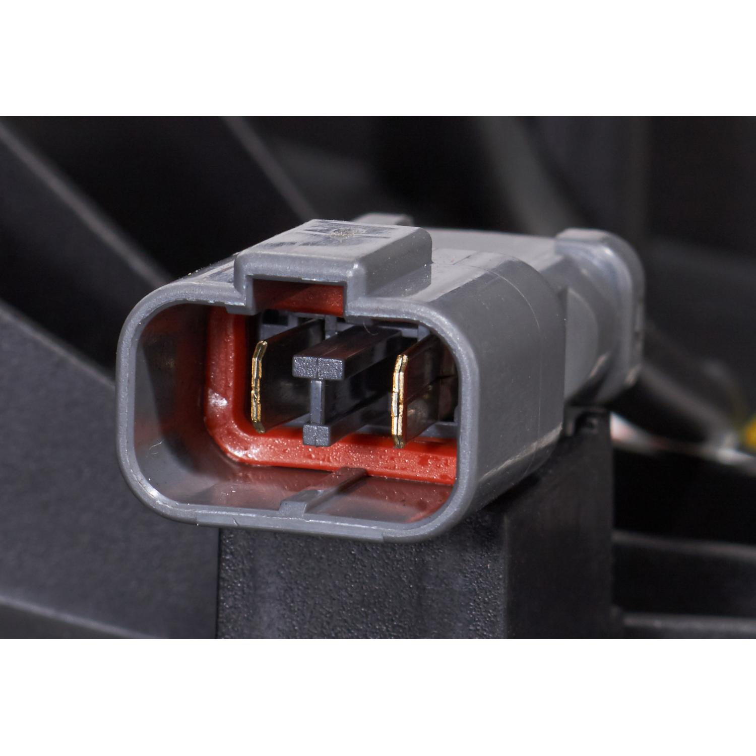 Spectra Premium CF18038 - Engine Cooling Fan Assembly Spectra Premium CF18038 Engine Cooling Fan Assembly product image 2 of 5