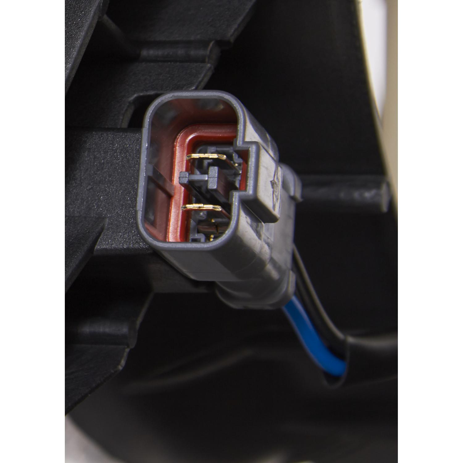 Spectra Premium CF18061 A/C Condenser Fan Assembly product image 2 of 4