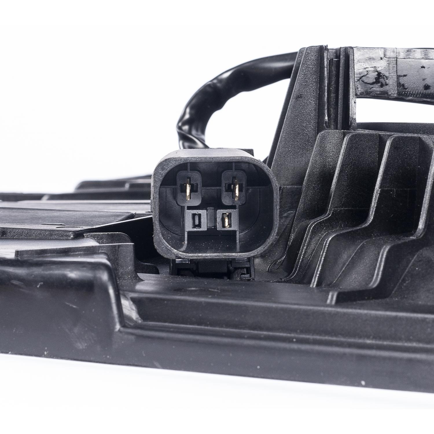 Spectra Premium CF19033 - Engine Cooling Fan Assembly Spectra Premium CF19033 Engine Cooling Fan Assembly product image 2 of 5