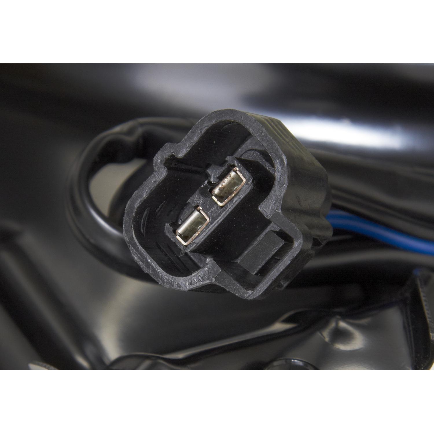 Spectra Premium CF22019 A/C Condenser Fan Assembly product image 2 of 4