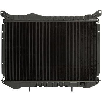 Spectra Premium CU762 Radiator product image 2 of 4