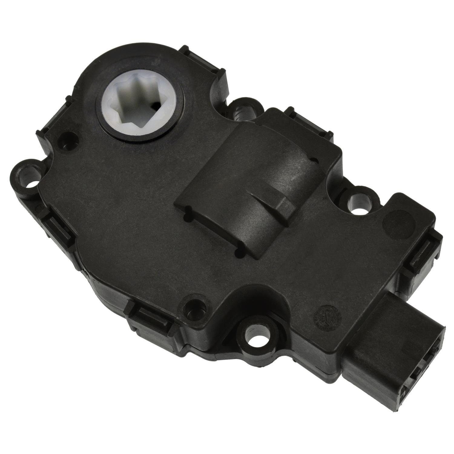 Standard Motor Products ADR275 - HVAC Heater Blend Door Actuator Standard Motor Products ADR275 HVAC Heater Blend Door Actuator product image 1 of 3