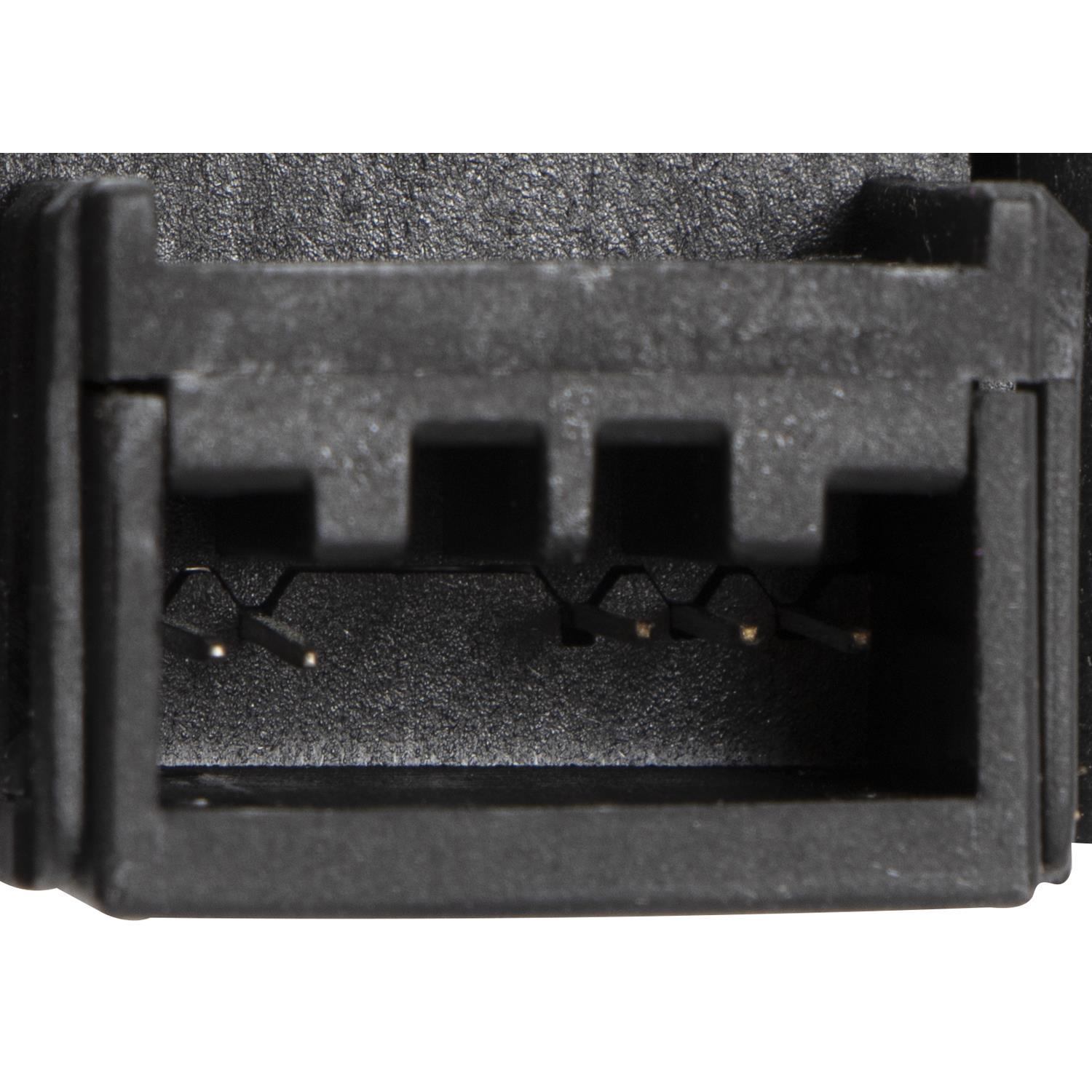 Standard Motor Products ADR4415 - HVAC Heater Blend Door Actuator Standard Motor Products ADR4415 HVAC Heater Blend Door Actuator product image 1 of 3