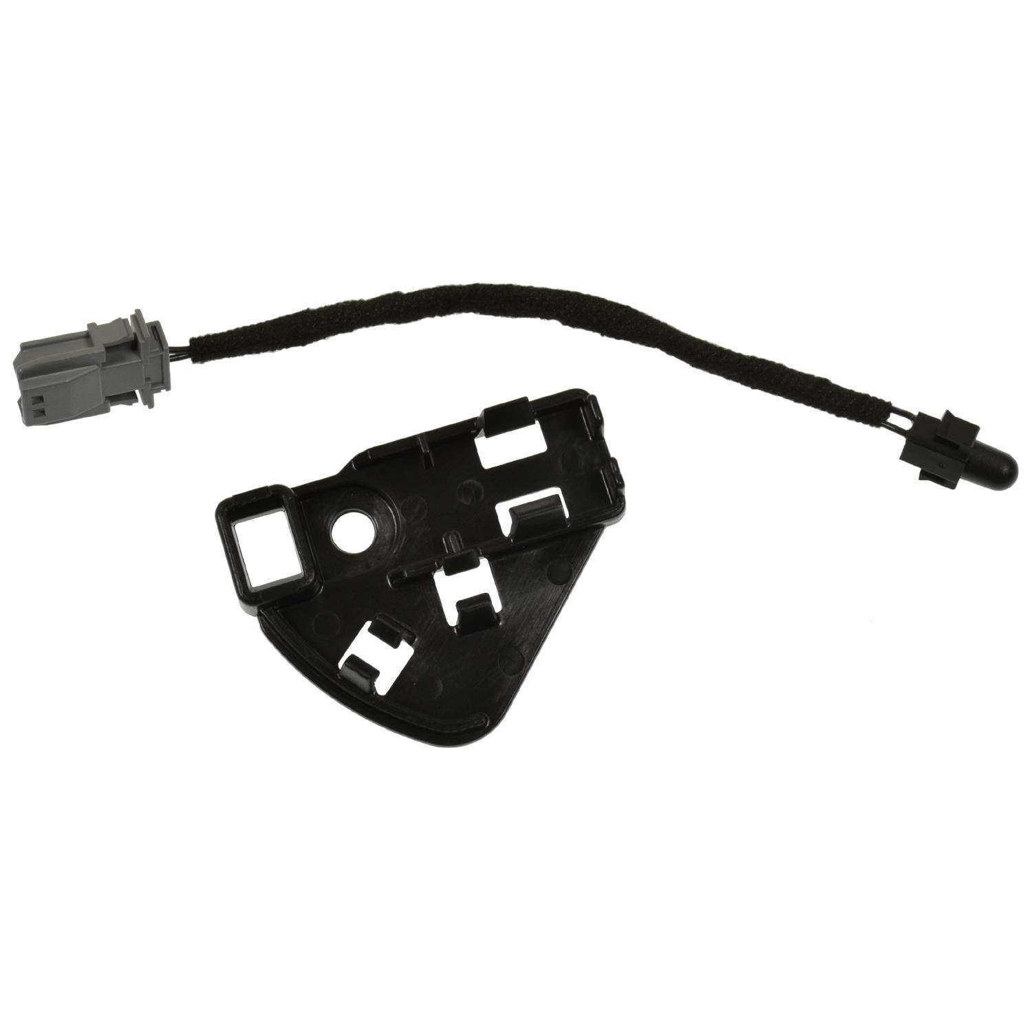 Standard Motor Products AX343 - Ambient Air Temperature Sensor Standard Motor Products AX343 Ambient Air Temperature Sensor product image 2 of 3