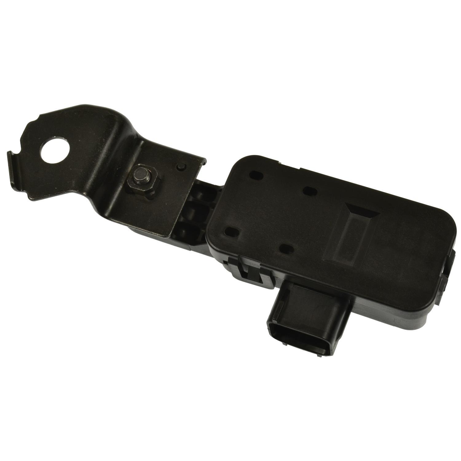 Standard Motor Products AX389 - Cabin Air Temperature Sensor Standard Motor Products AX389 Cabin Air Temperature Sensor product image 1 of 3