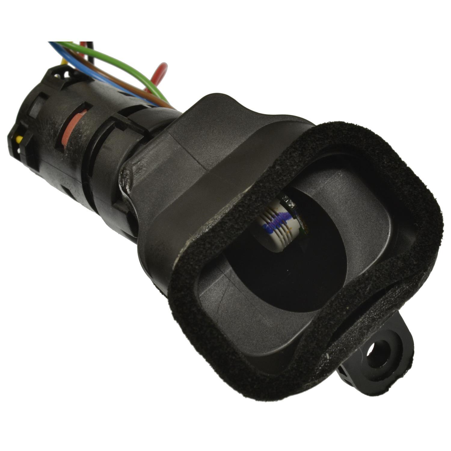 Standard Motor Products AX406 - Cabin Air Temperature Sensor Standard Motor Products AX406 Cabin Air Temperature Sensor product image 1 of 3