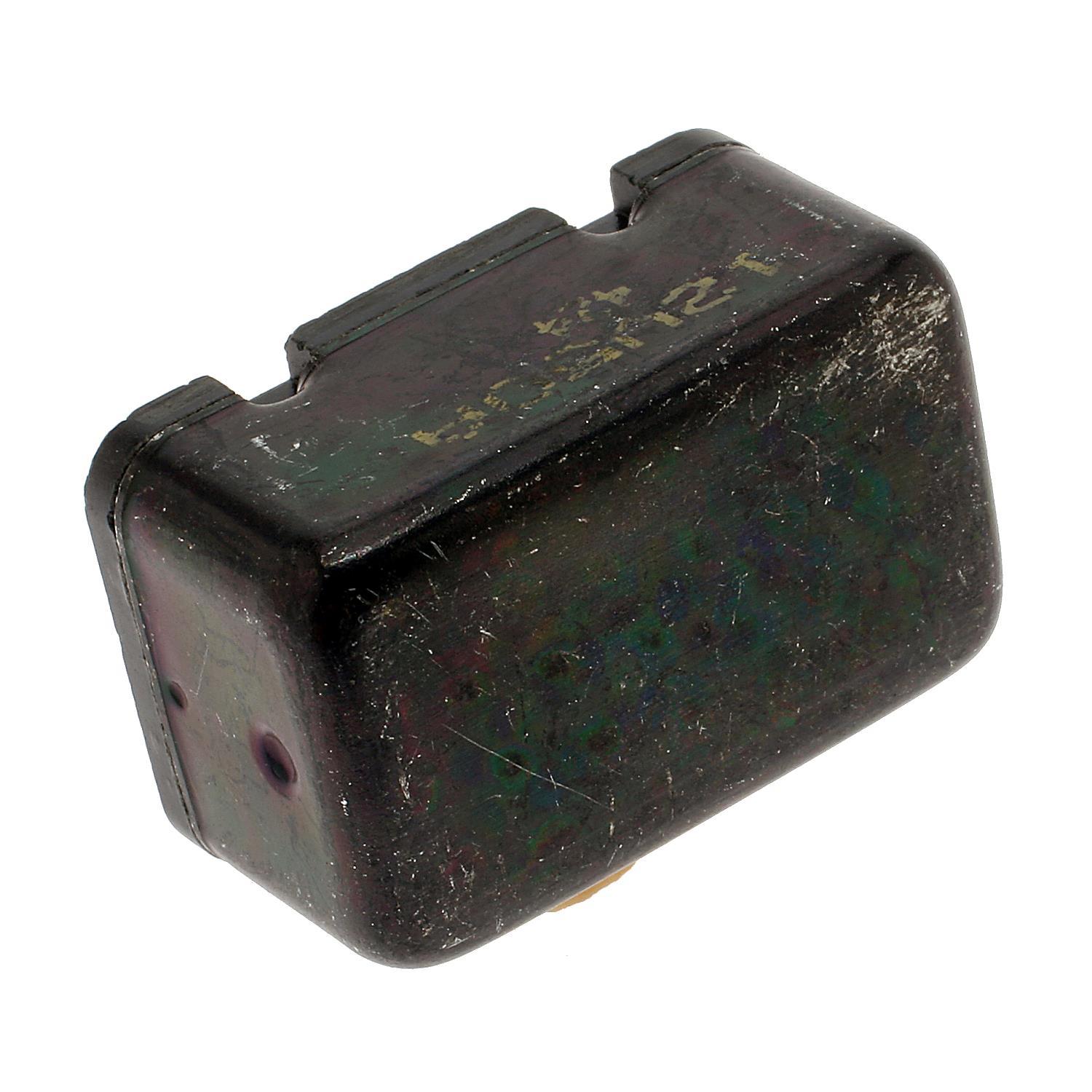 Standard Motor Products BR31 - Circuit Breaker Standard Motor Products BR31 Circuit Breaker product image 1 of 3