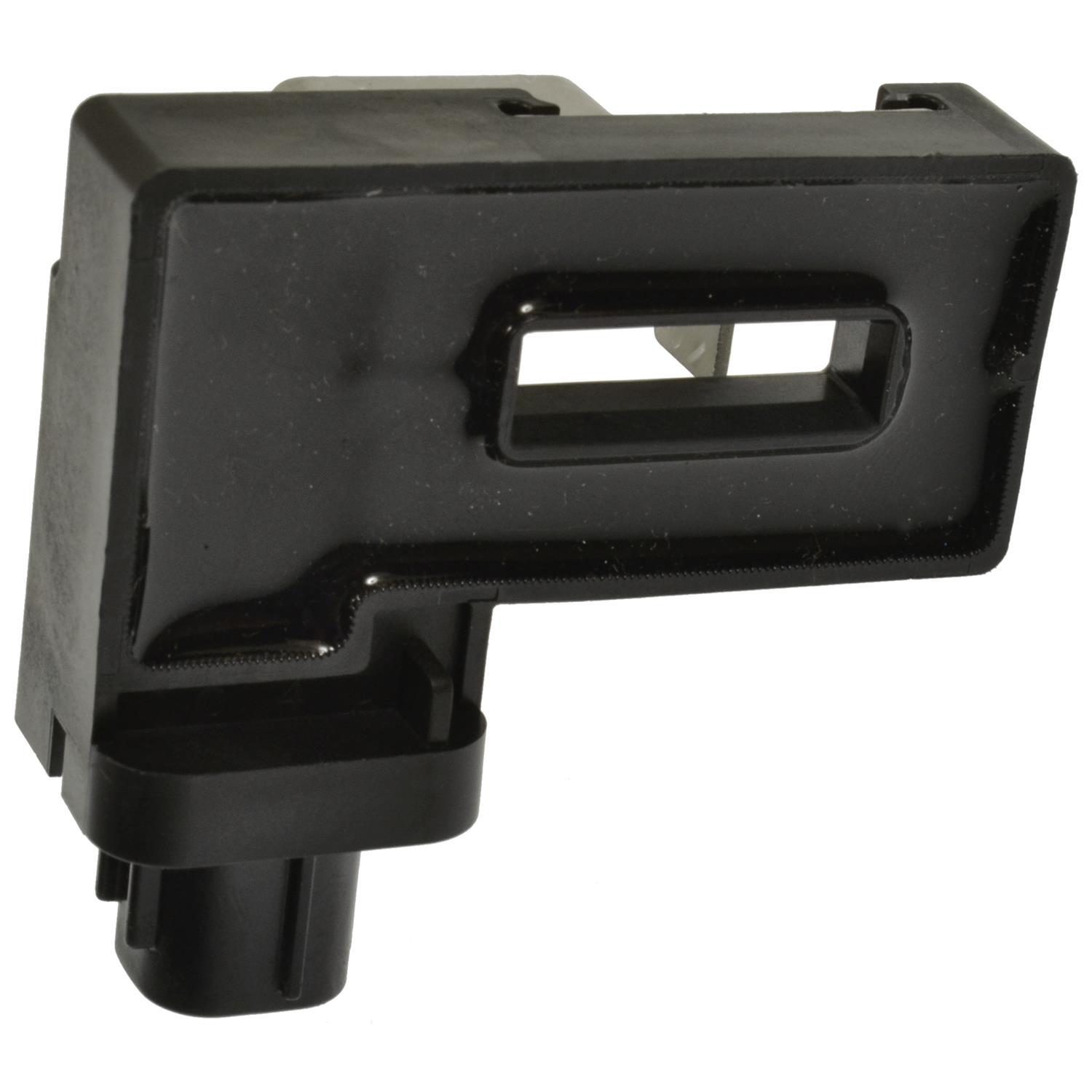 Standard Motor Products BSC10 - Battery Current Sensor Standard Motor Products BSC10 Battery Current Sensor product image 1 of 3