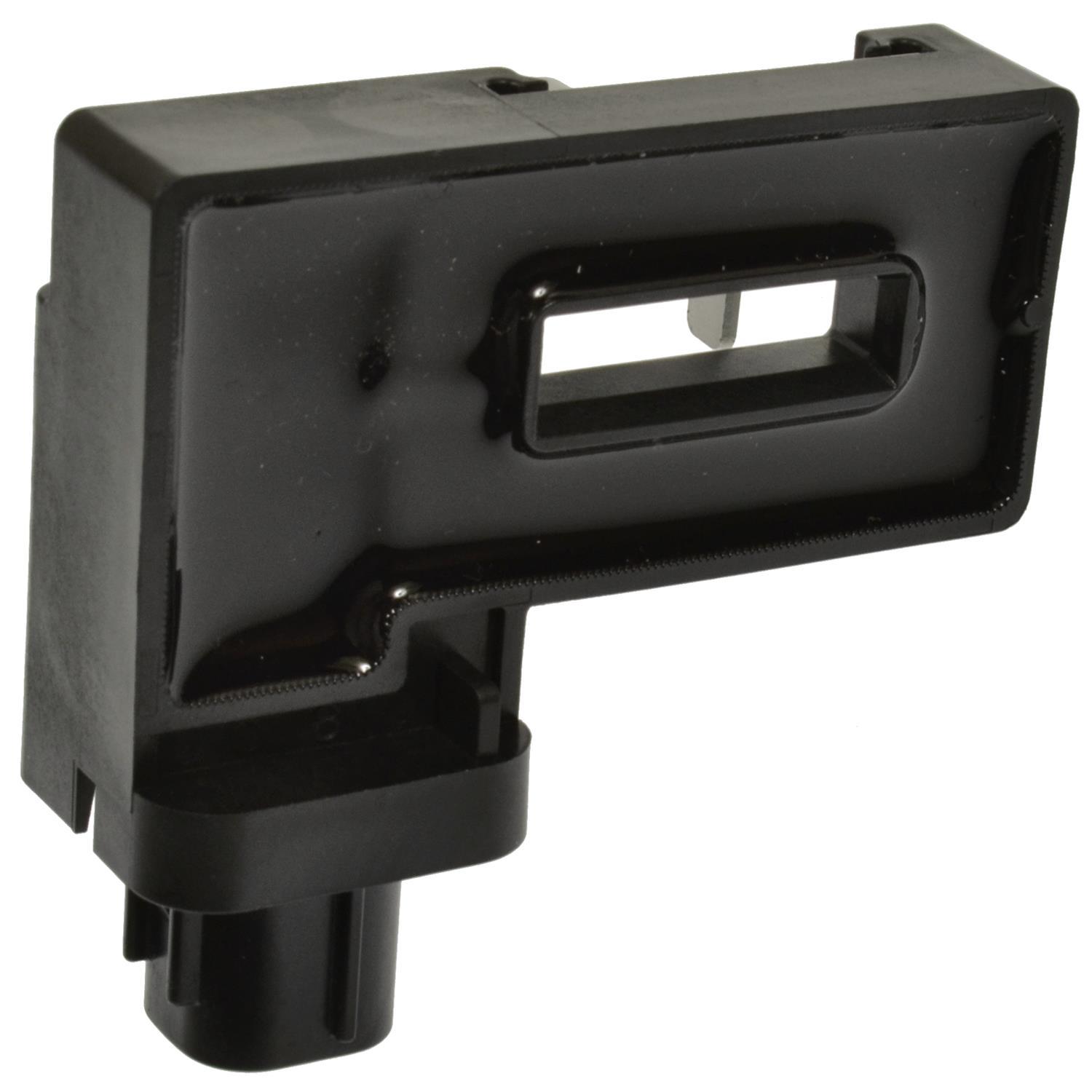Standard Motor Products BSC23 - Battery Current Sensor Standard Motor Products BSC23 Battery Current Sensor product image 1 of 3
