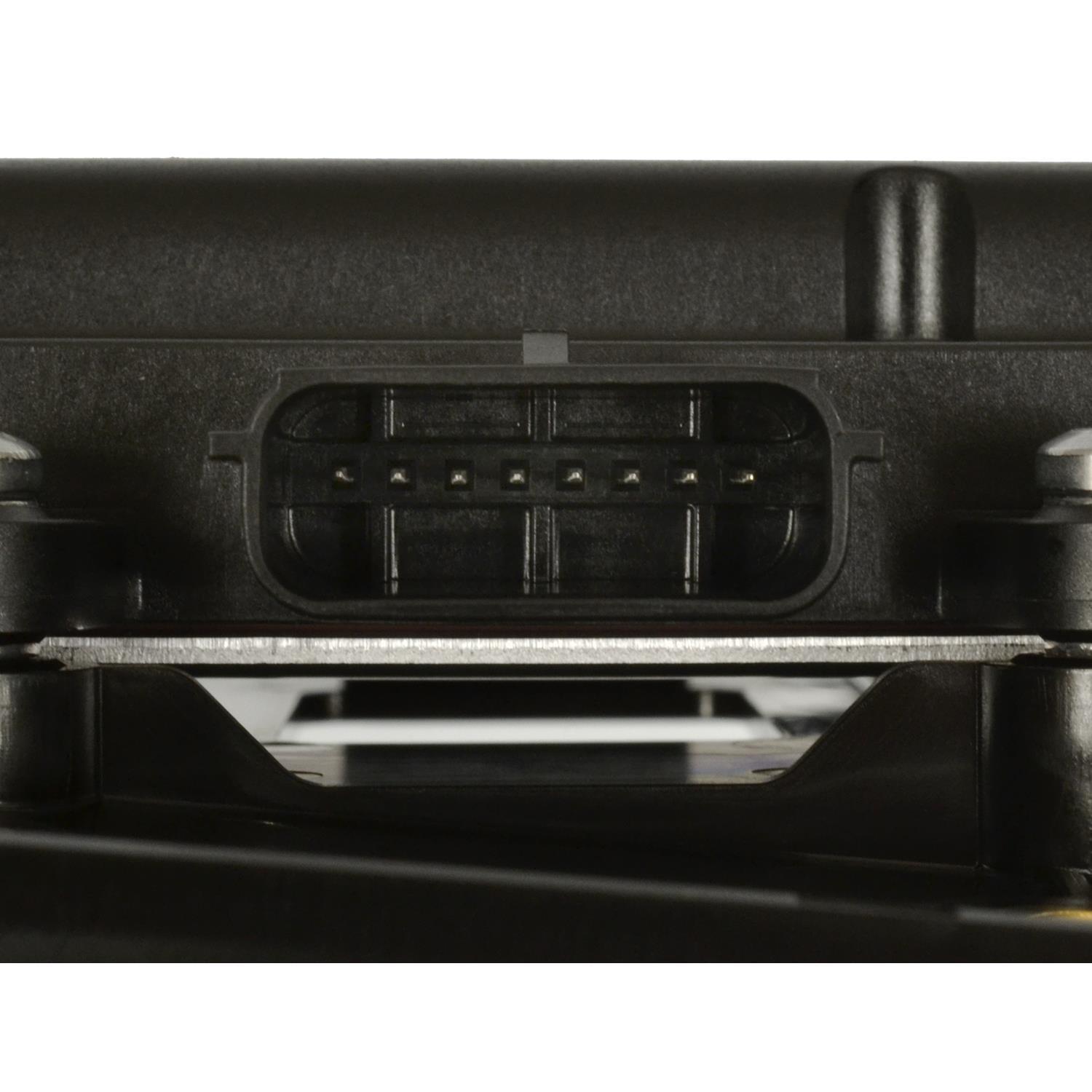 Standard Motor Products BSD16 - Blind Spot Detection System Warning Sensor Standard Motor Products BSD16 Blind Spot Detection System Warning Sensor product image 3 of 3