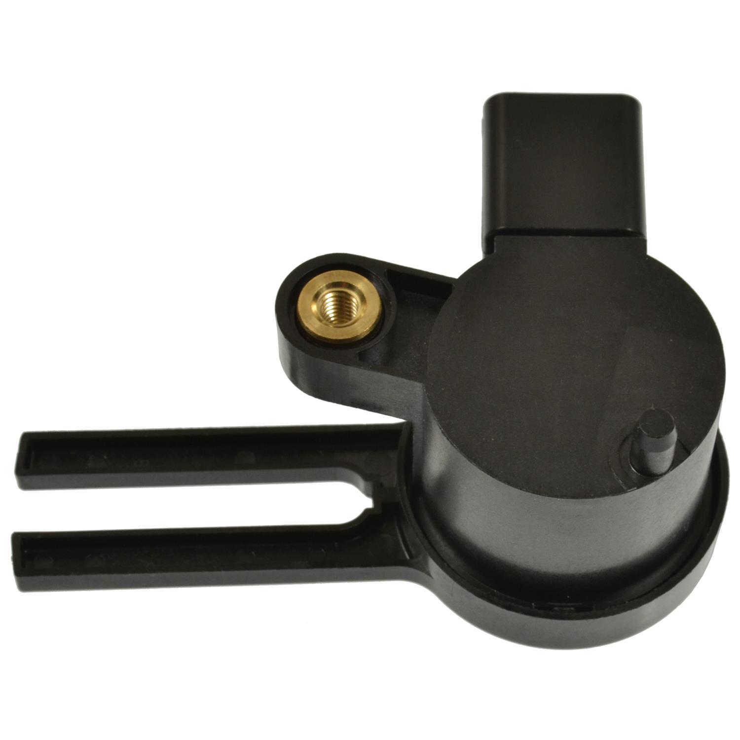 Standard Motor Products BST124 - Brake Pedal Travel Sensor Standard Motor Products BST124 Brake Pedal Position Sensor product image 1 of 3