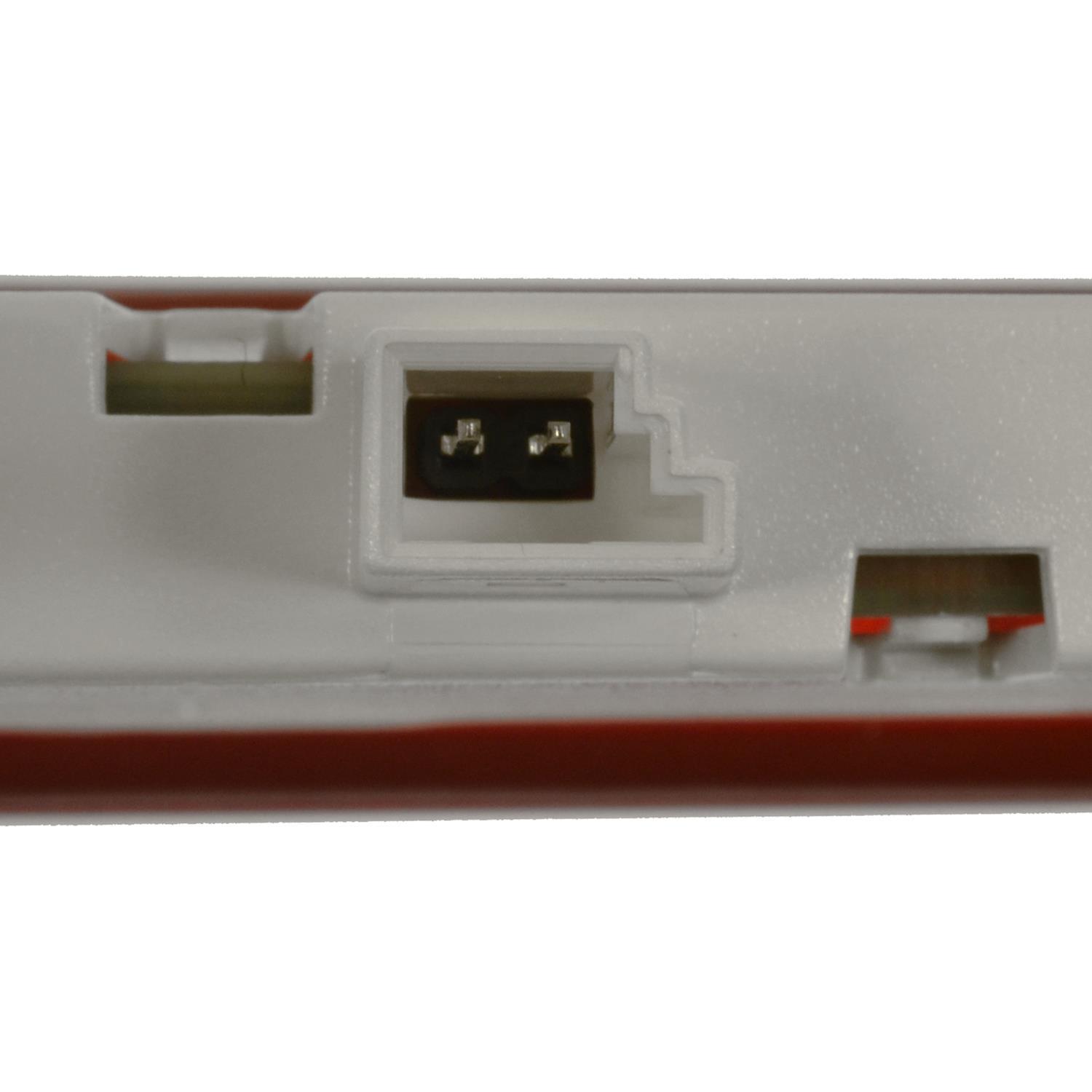 Standard Motor Products BTL112 - Center High Mount Stop Light Standard Motor Products BTL112 Center High Mount Stop Light product image 3 of 3