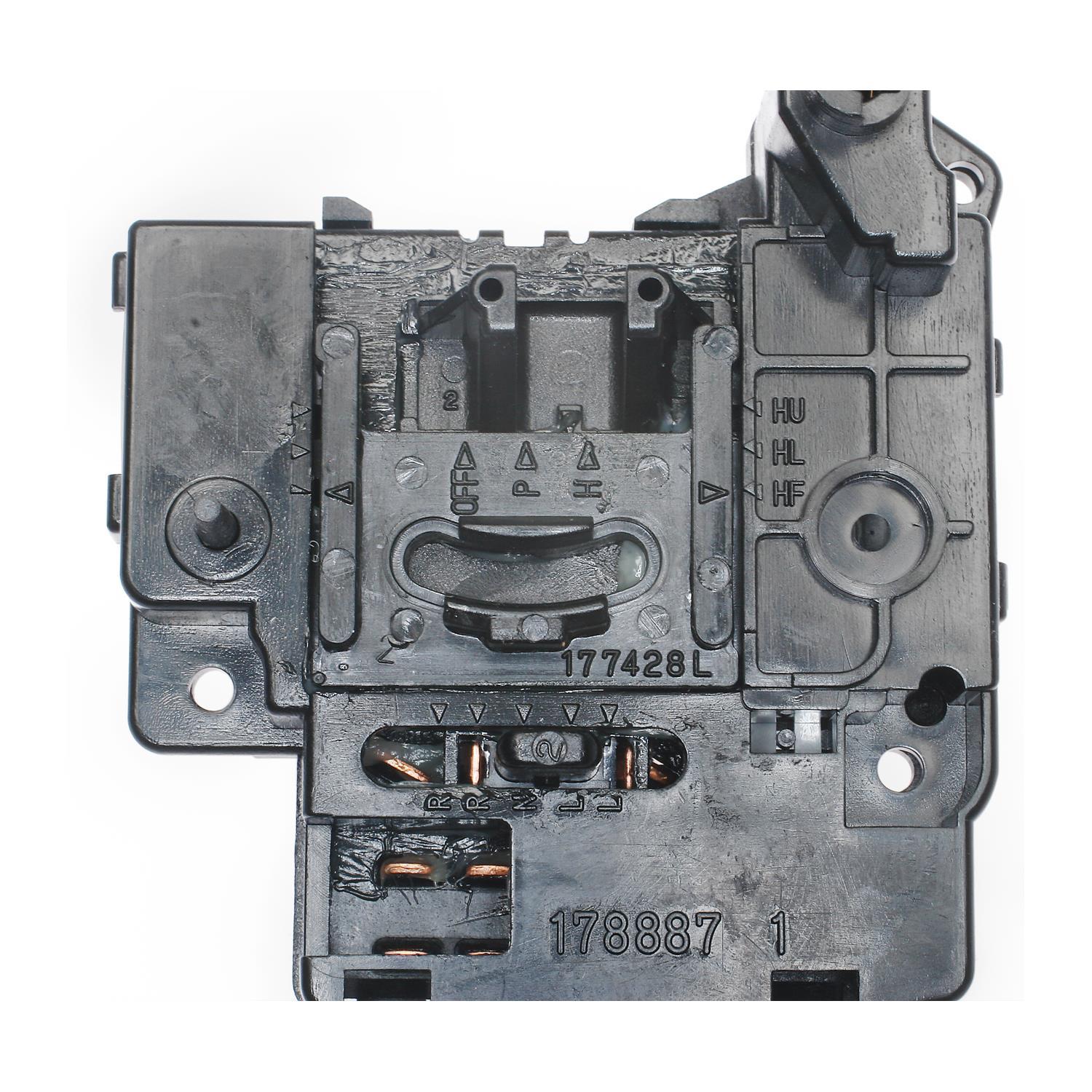 Standard Motor Products CBS1597 - Windshield Wiper Switch Standard Motor Products CBS1597 Headlight Dimmer Switch product image 1 of 3