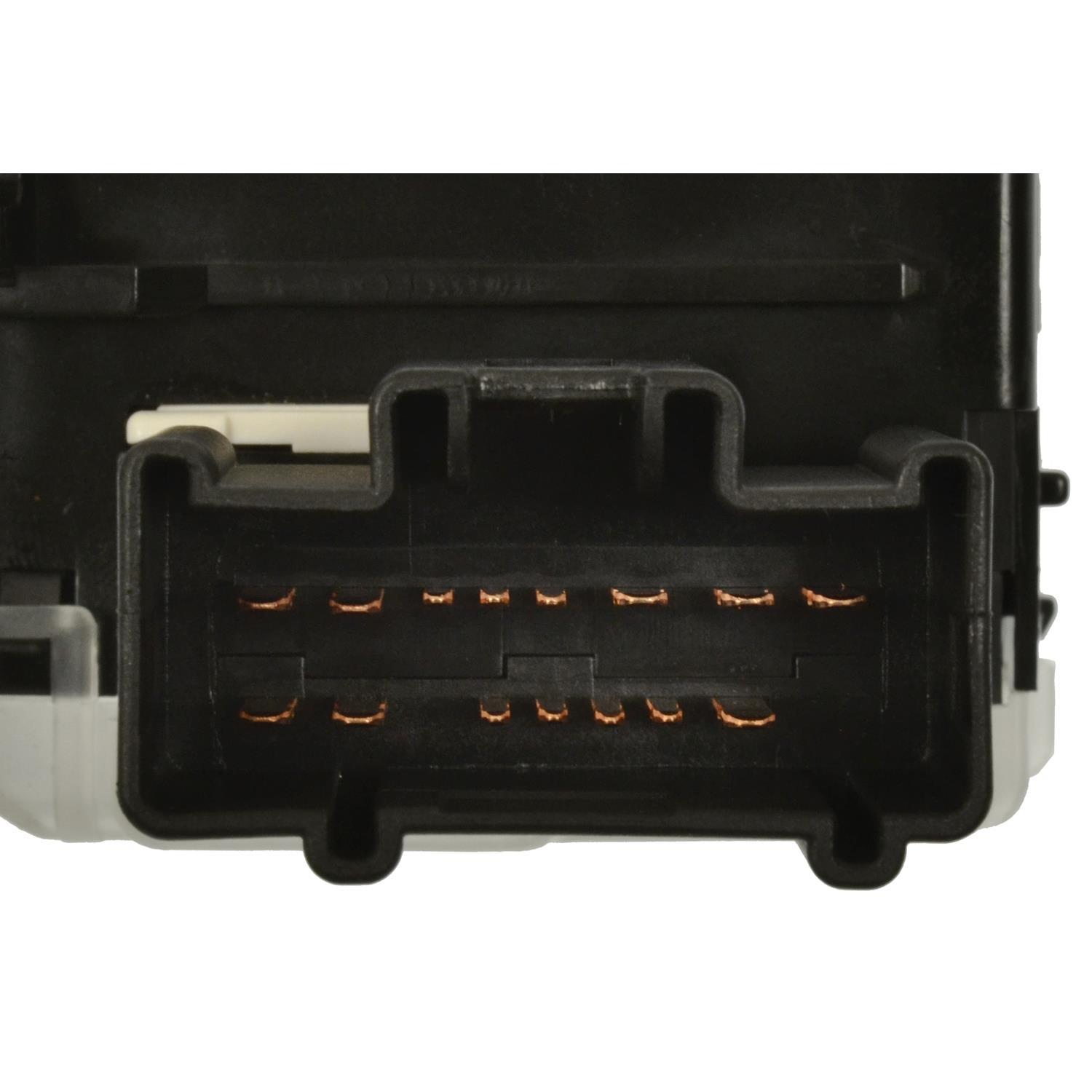 Standard Motor Products CBS2431 - Headlight Switch Standard Motor Products CBS2431 Headlight Dimmer Switch product image 3 of 3