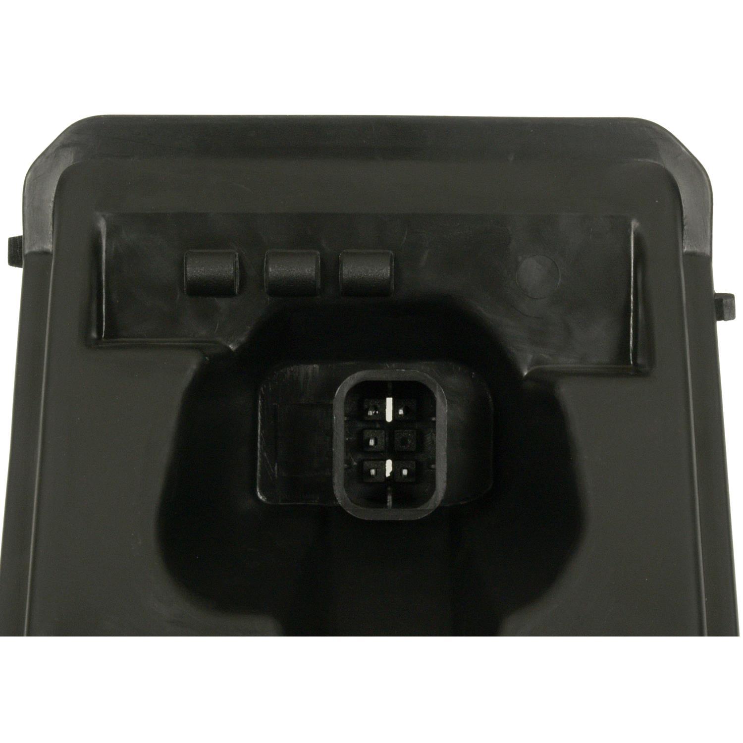 Standard Motor Products CBT108 - Tail Light Circuit Board Standard Motor Products CBT108 Tail Light Circuit Board product image 3 of 3