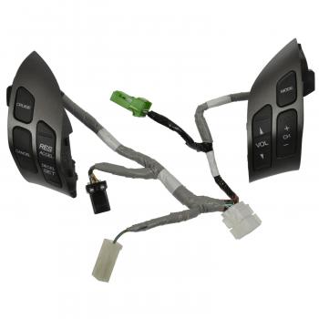 2007 Honda Odyssey Cruise Control Switch Standard Motor Products CCA1240 image 2 of 3