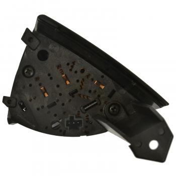2008 Chrysler Pacifica Cruise Control Switch Right Standard Motor Products CCA1313 image 1 of 3