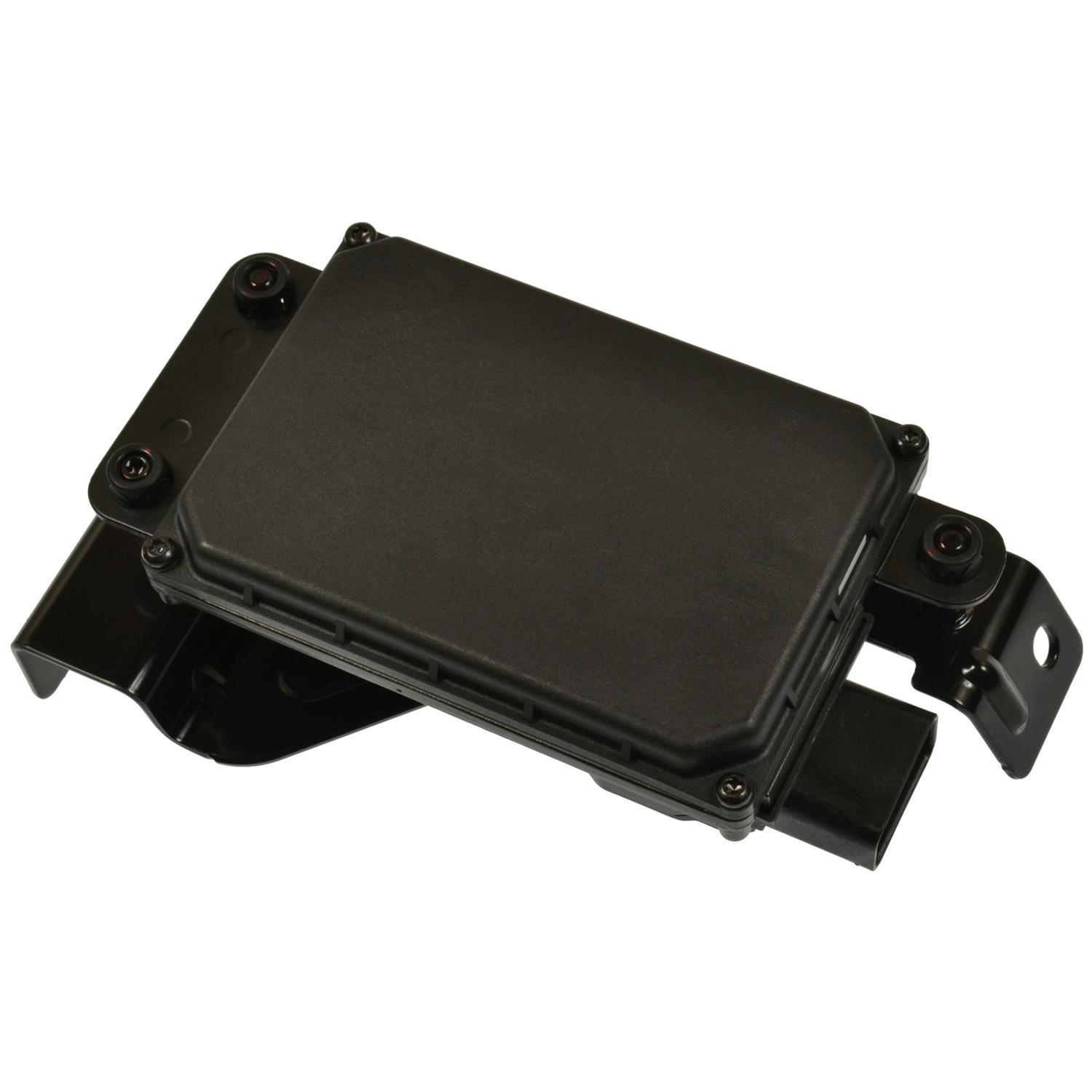 Standard Motor Products CCD31 - Cruise Control Distance Sensor Standard Motor Products CCD31 Cruise Control Distance Sensor product image 1 of 3