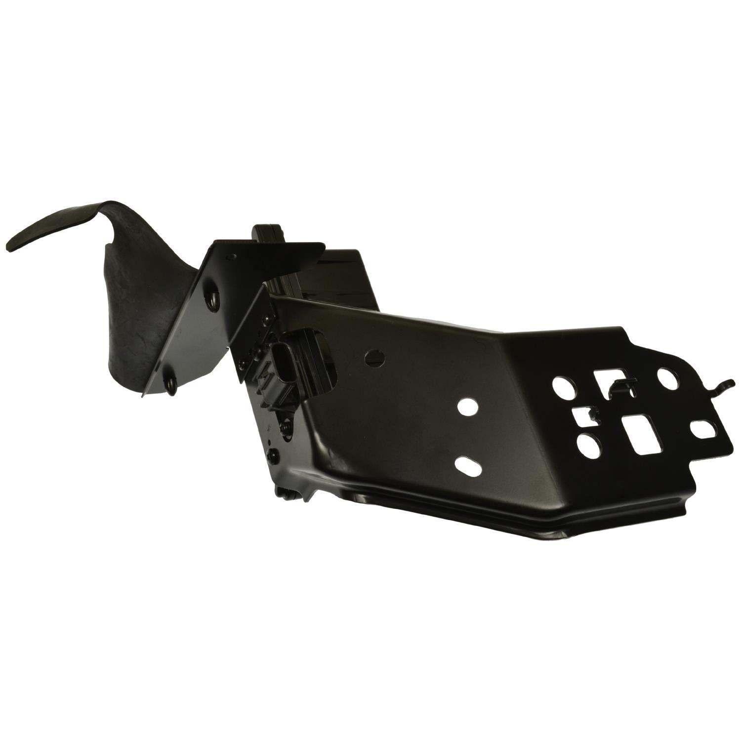 Standard Motor Products CCD56 - Cruise Control Distance Sensor Standard Motor Products CCD56 Cruise Control Distance Sensor product image 1 of 3
