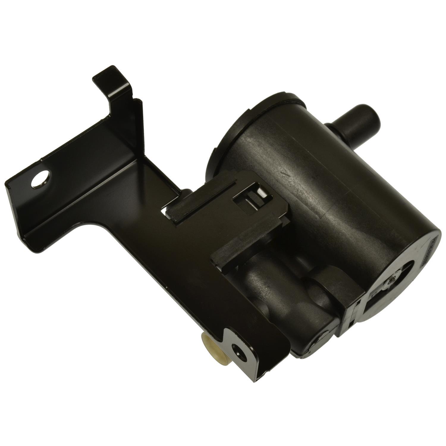 Standard Motor Products CF8 - Vapor Canister Filter Standard Motor Products CF8 Vapor Canister Filter product image 1 of 3