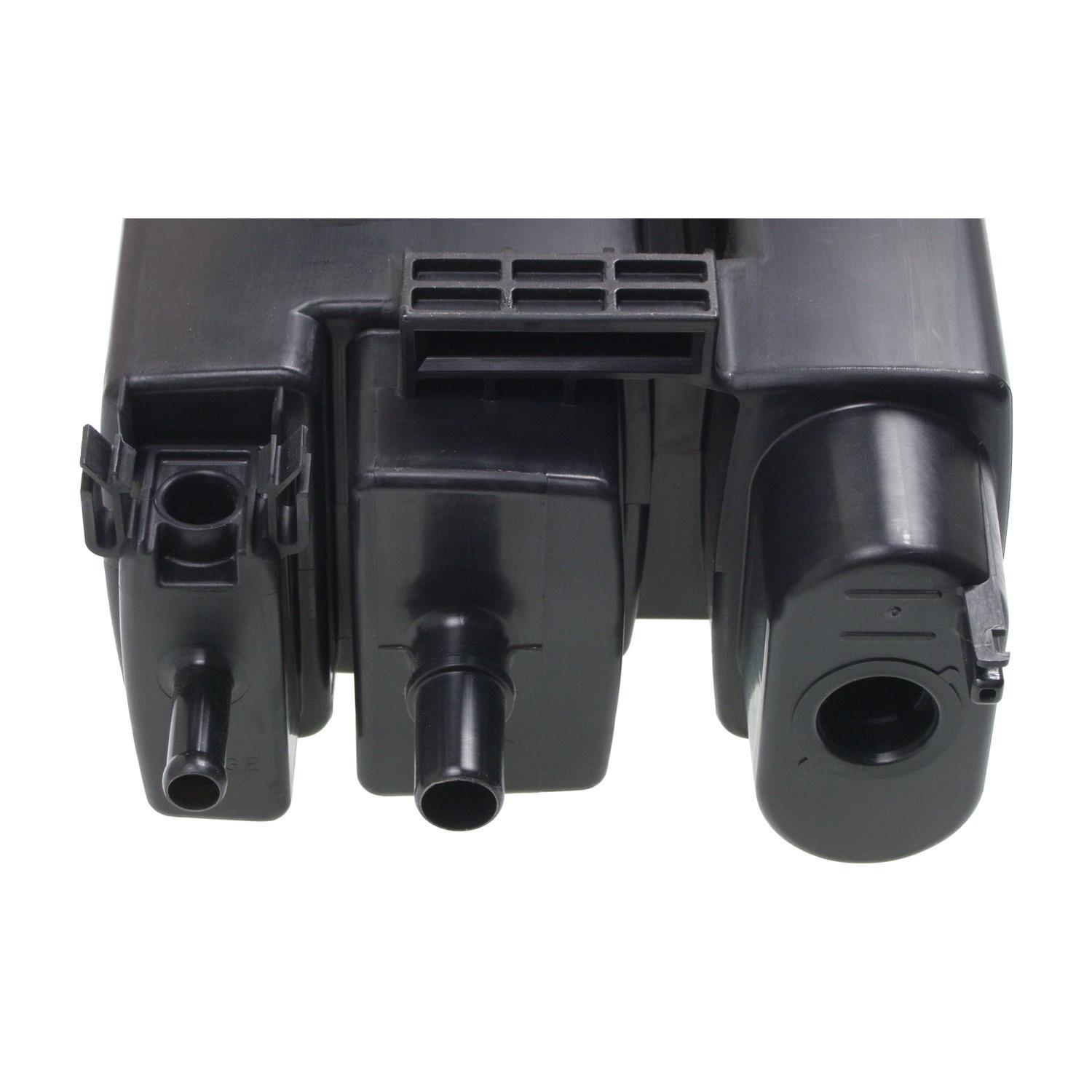 Standard Motor Products CP3100 - Vapor Canister Standard Motor Products CP3100 Vapor Canister product image 1 of 3