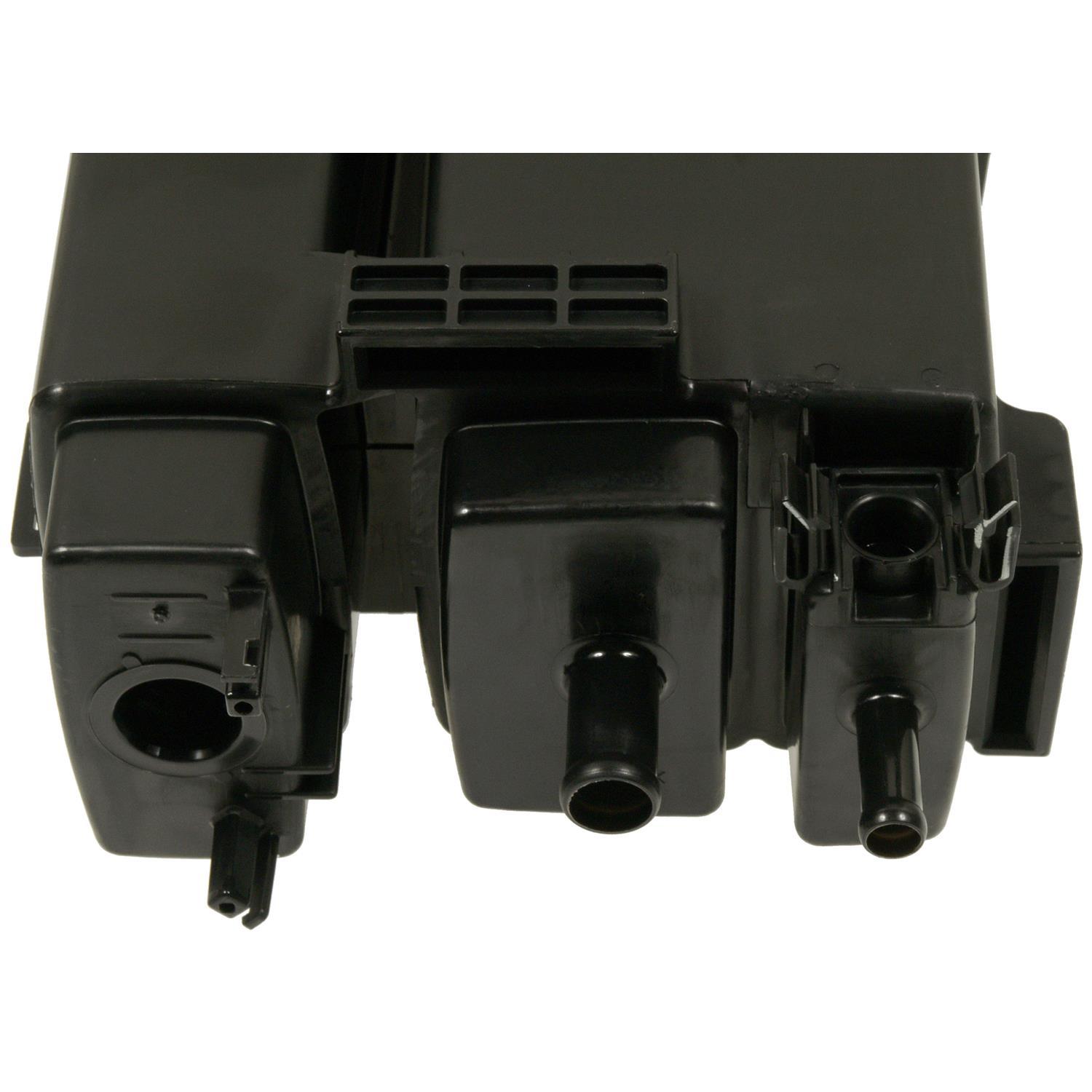 Standard Motor Products CP3225 - Vapor Canister Standard Motor Products CP3225 Vapor Canister product image 1 of 3