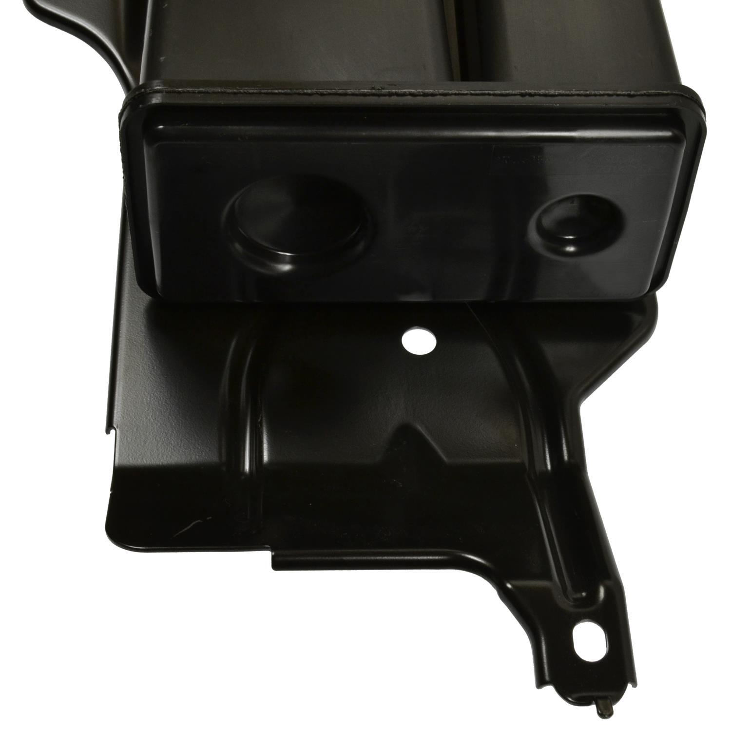 Standard Motor Products CP3290 - Vapor Canister Standard Motor Products CP3290 Vapor Canister product image 2 of 3