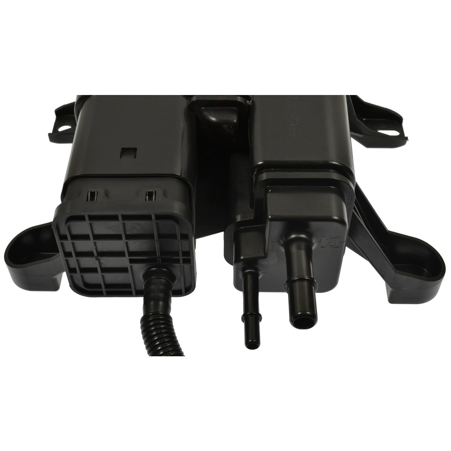 Standard Motor Products CP3300 - Vapor Canister Standard Motor Products CP3300 Vapor Canister product image 1 of 3