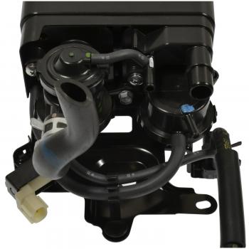 2002 Toyota Camry Vapor Canister Standard Motor Products CP3302 image 1 of 3