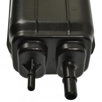 2011 Ram 1500 Vapor Canister Standard Motor Products CP3306 image 2 of 3