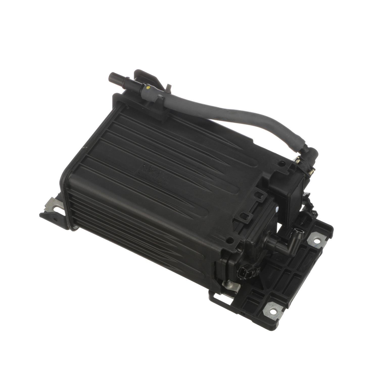 Standard Motor Products CP3335 - Vapor Canister Standard Motor Products CP3335 Vapor Canister product image 1 of 10