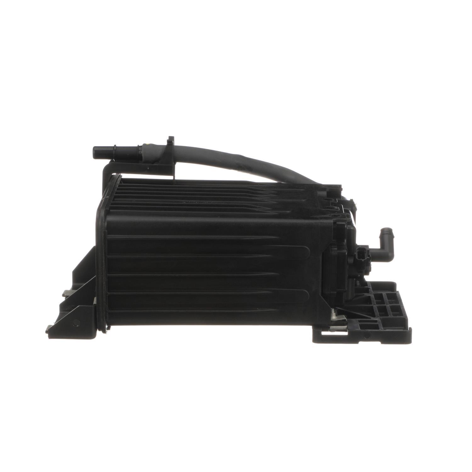 Standard Motor Products CP3335 - Vapor Canister Standard Motor Products CP3335 Vapor Canister product image 6 of 10