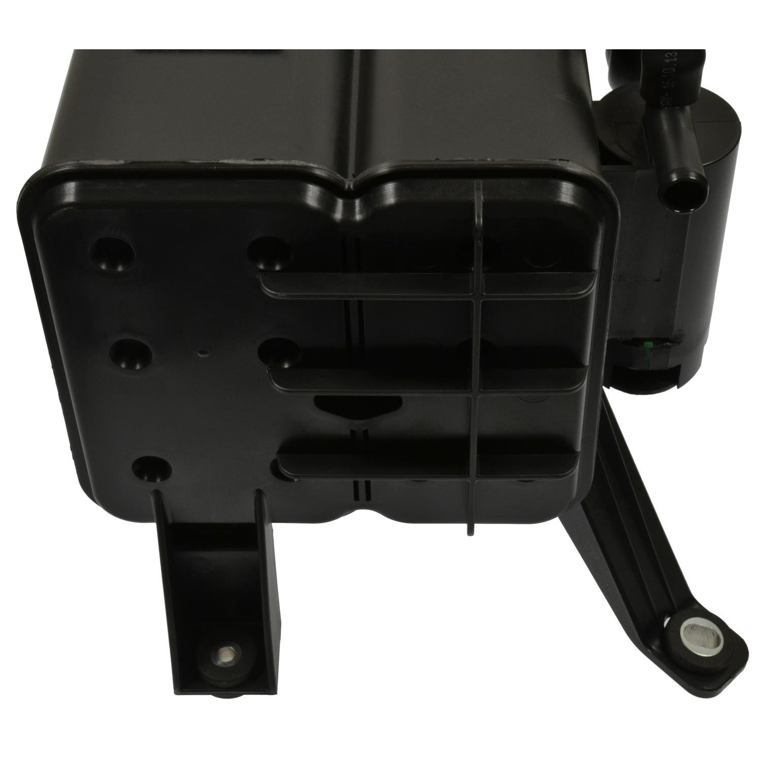 Standard Motor Products CP3360 - Vapor Canister Standard Motor Products CP3360 Vapor Canister product image 2 of 3