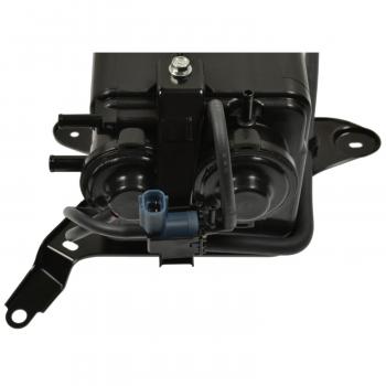 1996 Toyota Avalon Vapor Canister Standard Motor Products CP3384 image 1 of 3